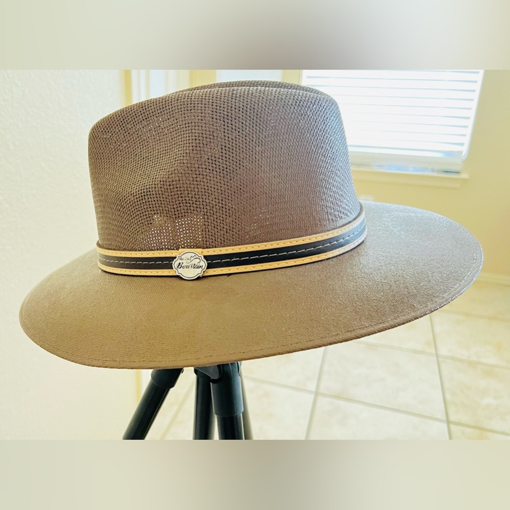 The old Beristain Hat